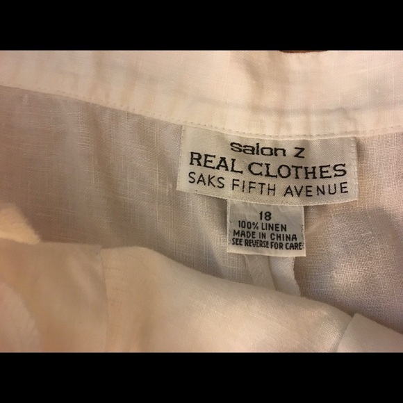 Saks Fifth Avenue White Linen Shorts, Size 18 - Picture 5 of 5
